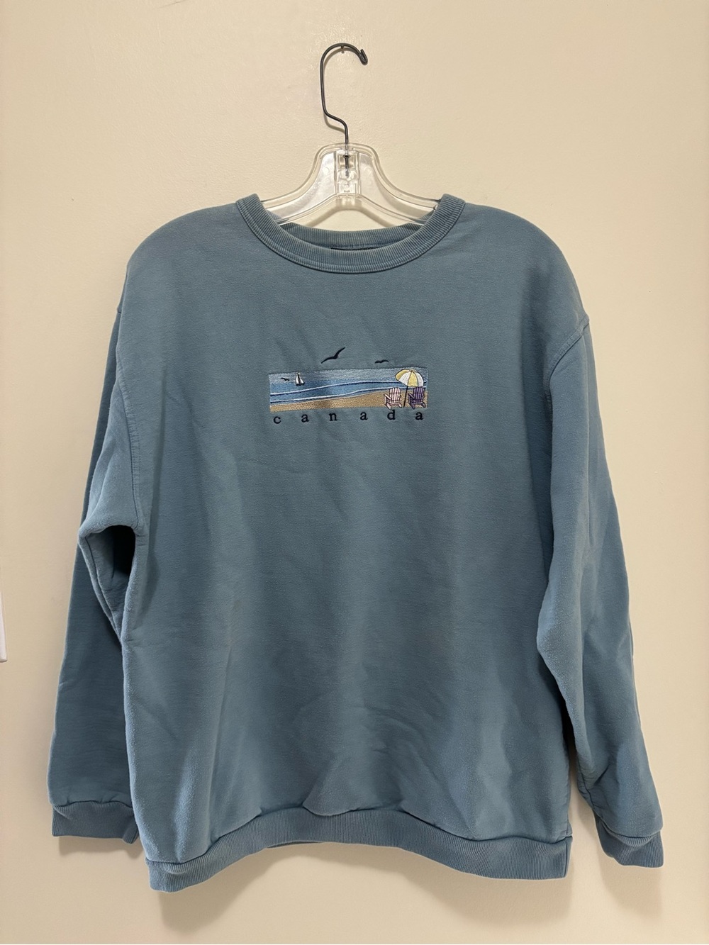 Vintage Marshlands Canada Embroidered Beach Scene Crewneck Sweatshirt